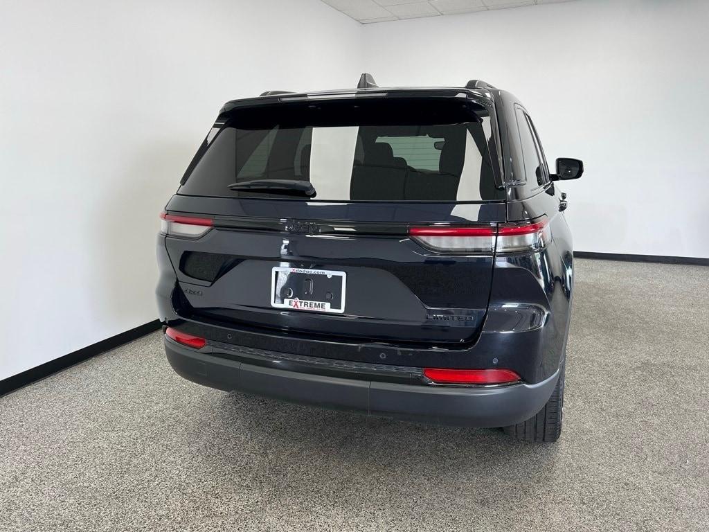 used 2024 Jeep Grand Cherokee car, priced at $37,995