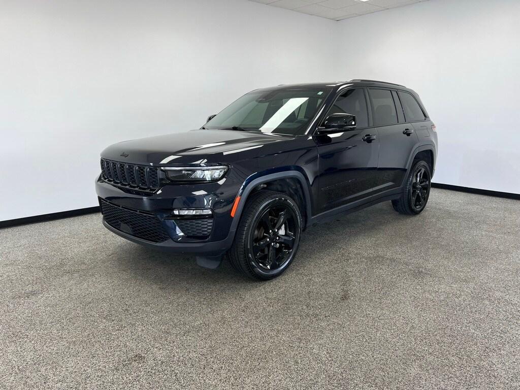 used 2024 Jeep Grand Cherokee car, priced at $37,995