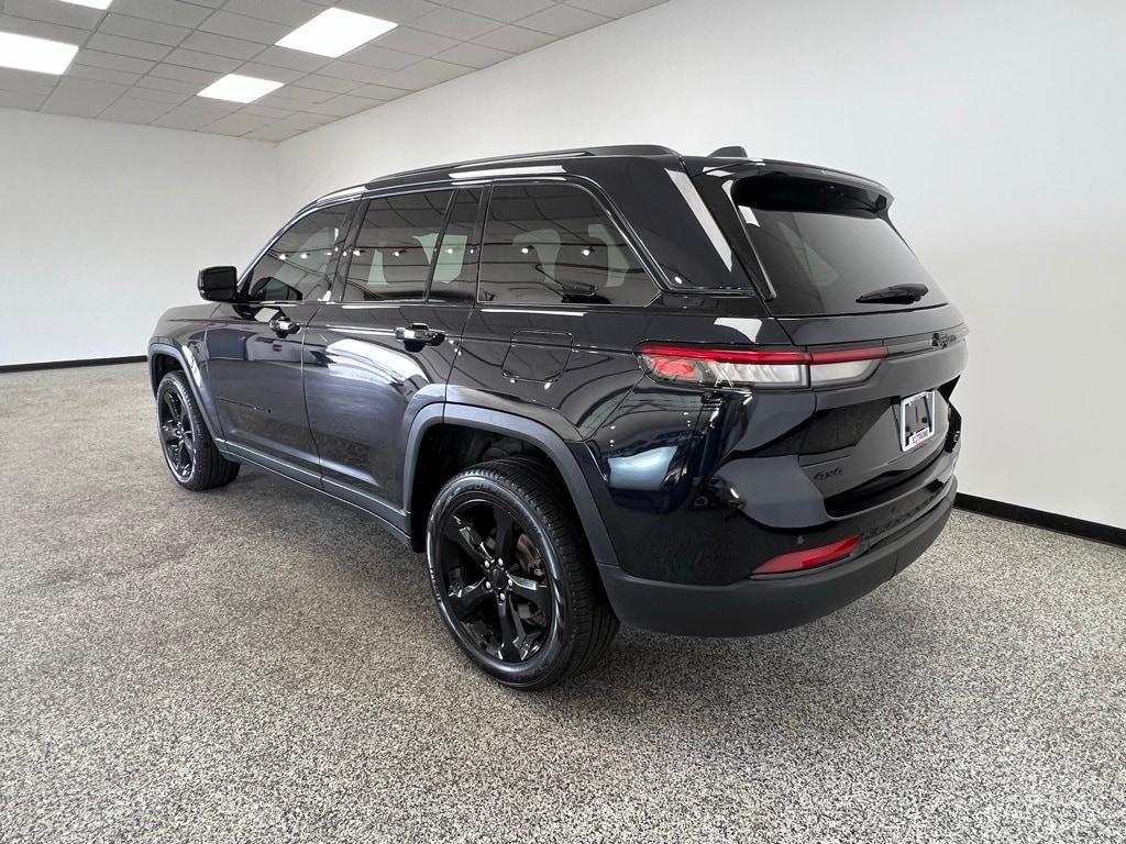 used 2024 Jeep Grand Cherokee car, priced at $37,995