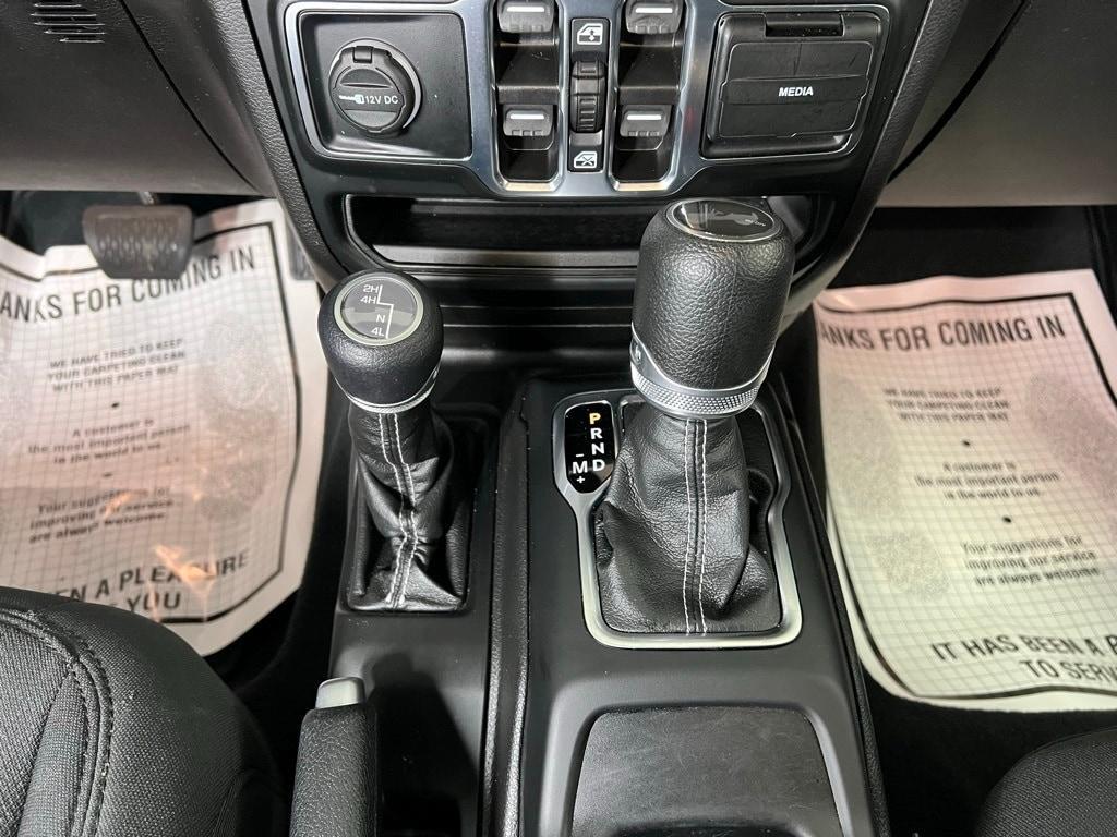 used 2022 Jeep Wrangler Unlimited car, priced at $33,600