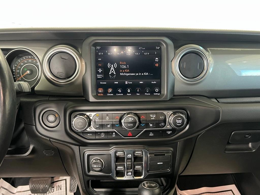 used 2022 Jeep Wrangler Unlimited car, priced at $33,600