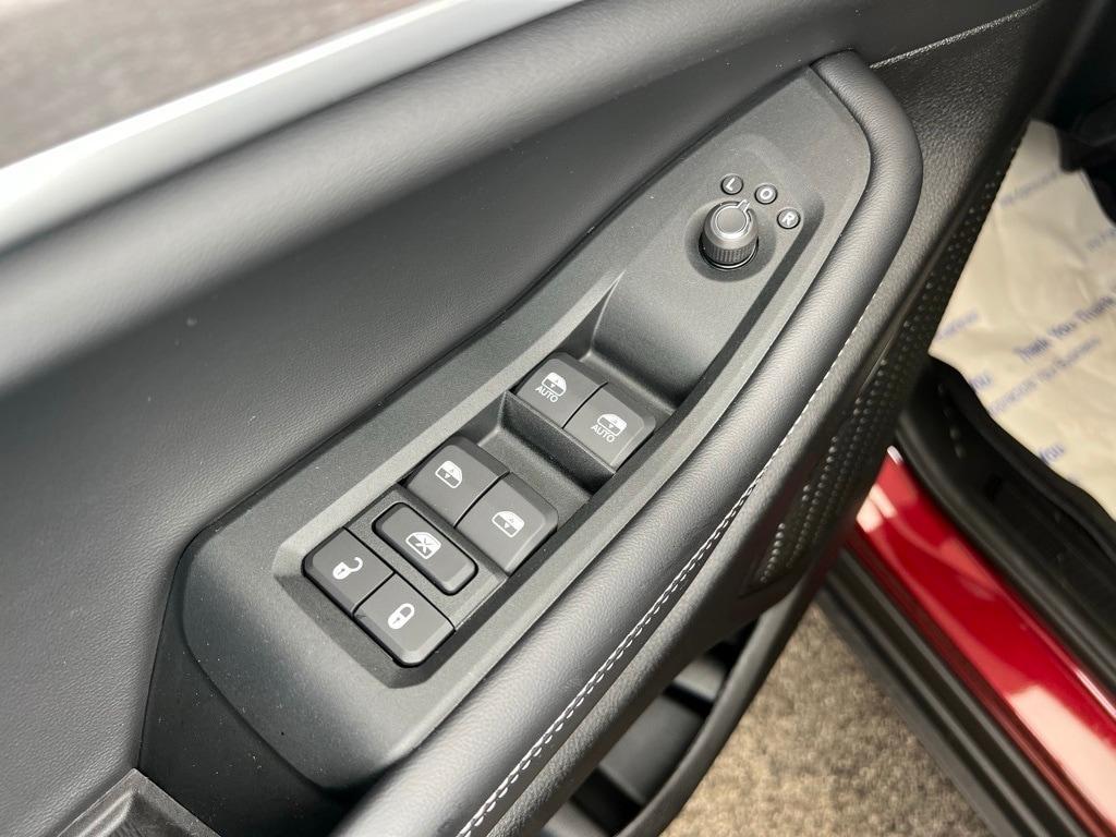 new 2025 Jeep Grand Cherokee L car, priced at $42,641