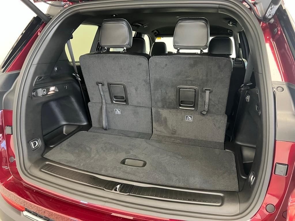 new 2025 Jeep Grand Cherokee L car, priced at $42,641