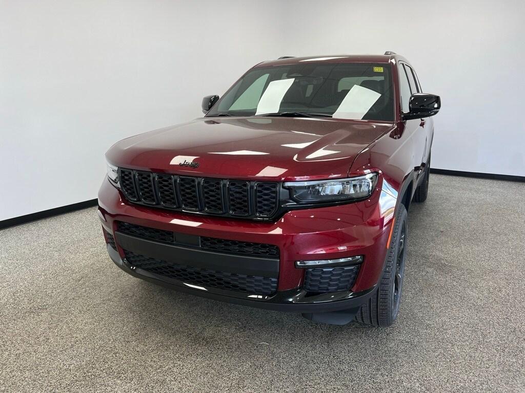 new 2025 Jeep Grand Cherokee L car, priced at $46,094