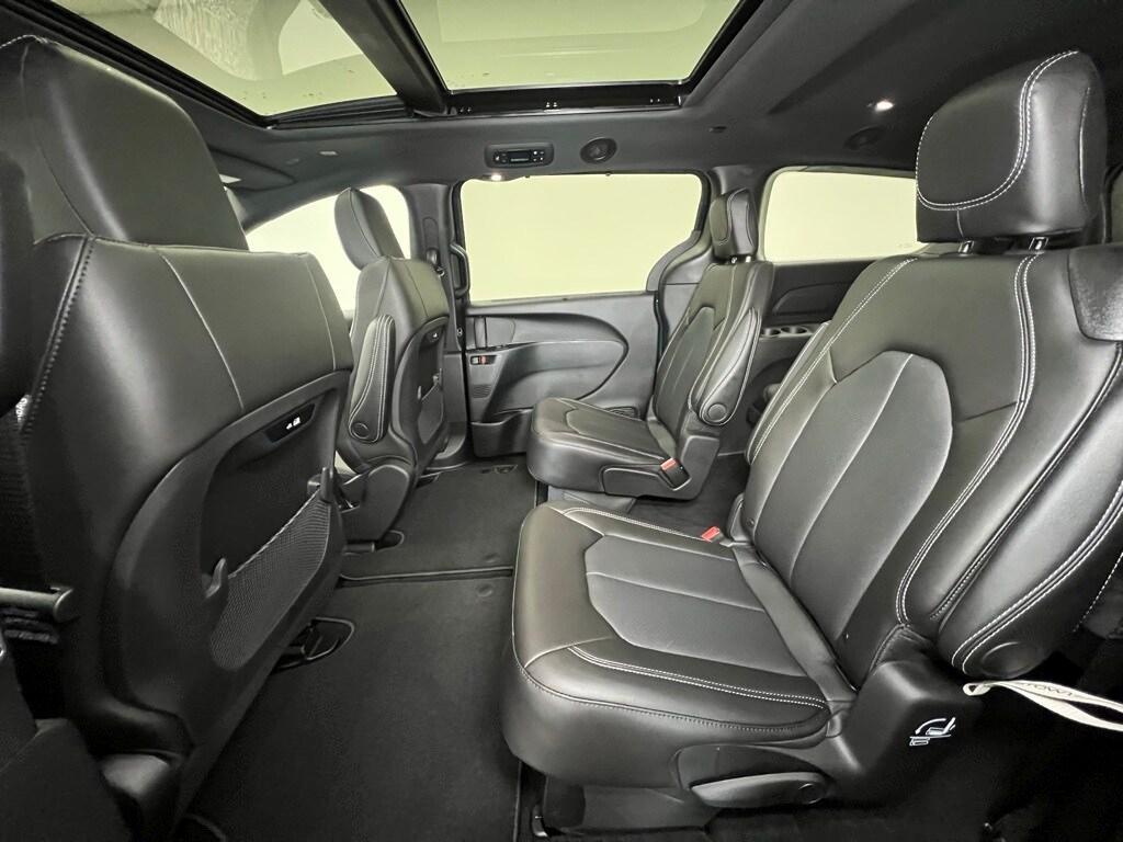 new 2025 Chrysler Pacifica car, priced at $46,495
