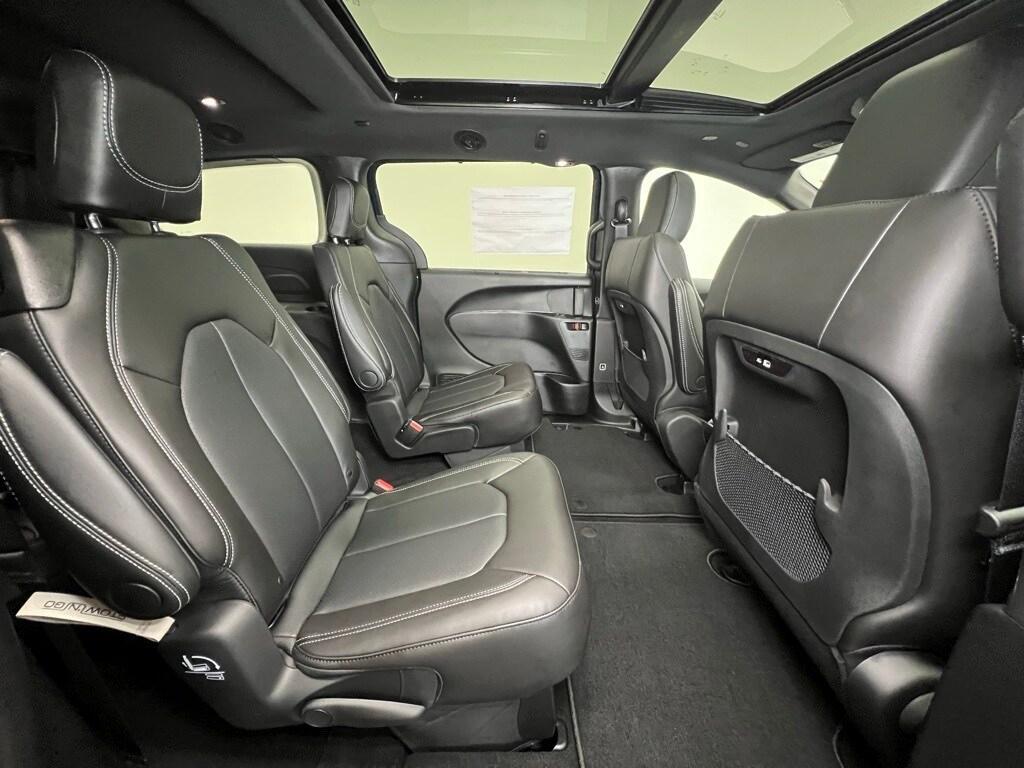 new 2025 Chrysler Pacifica car, priced at $46,495