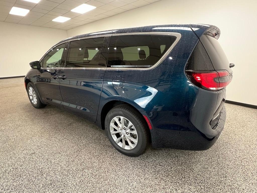 new 2025 Chrysler Pacifica car, priced at $46,495