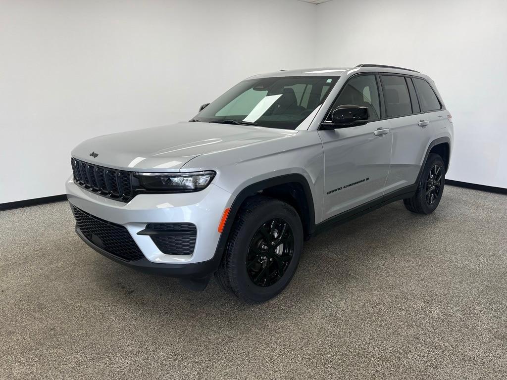 used 2024 Jeep Grand Cherokee car, priced at $38,400