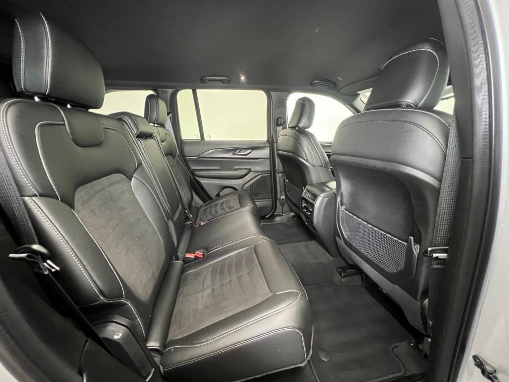 used 2024 Jeep Grand Cherokee car, priced at $38,400