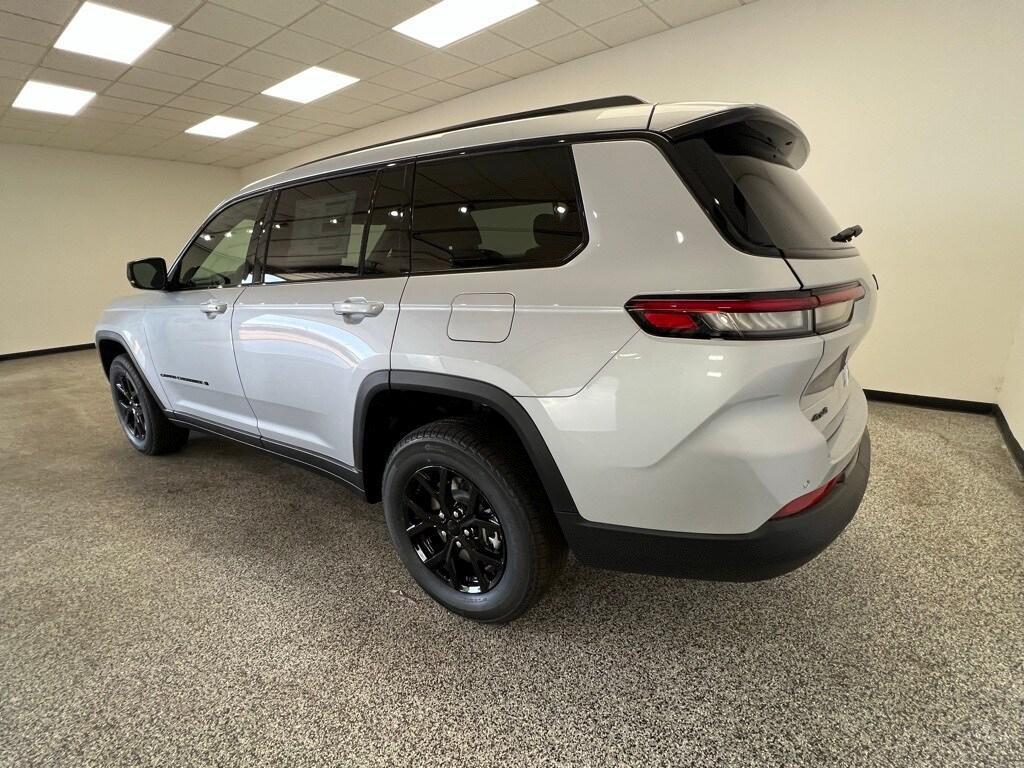 new 2025 Jeep Grand Cherokee L car, priced at $42,032