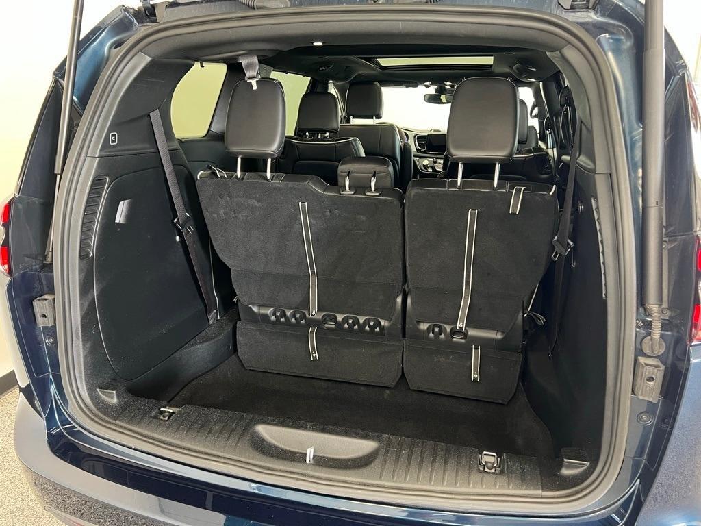 used 2025 Chrysler Pacifica car, priced at $37,800