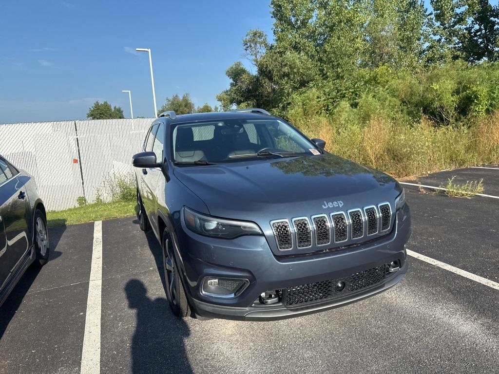 used 2021 Jeep Cherokee car