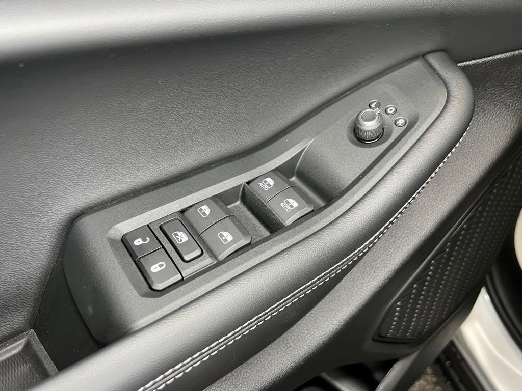 new 2025 Jeep Grand Cherokee car, priced at $41,418