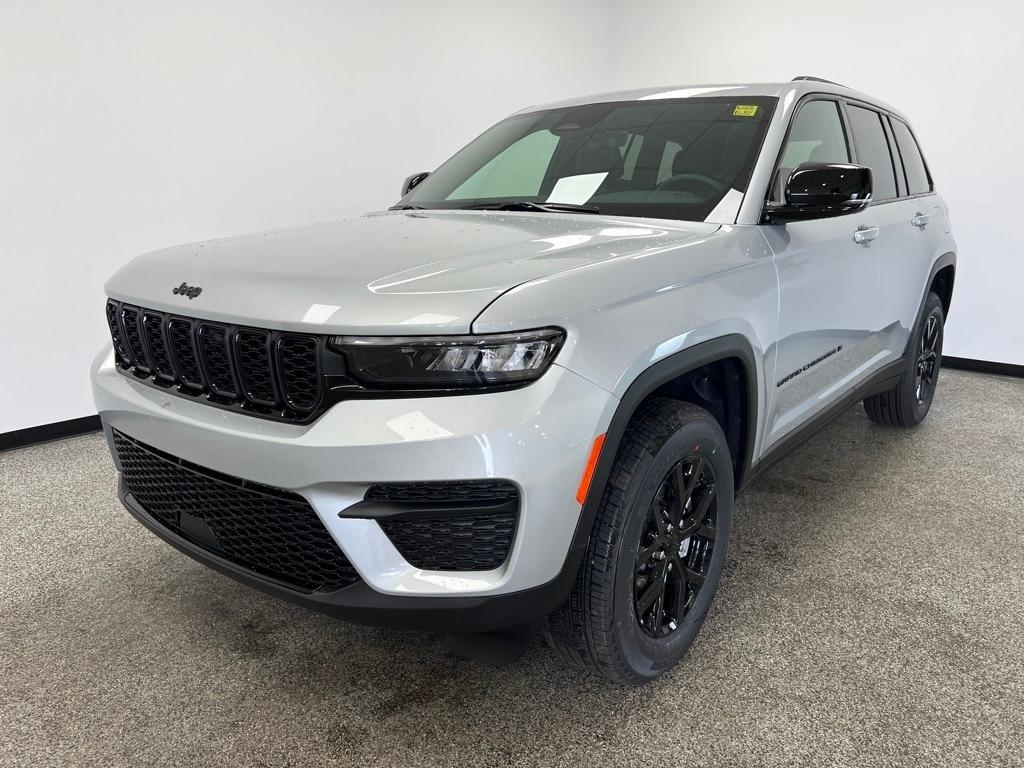 new 2025 Jeep Grand Cherokee car, priced at $41,418