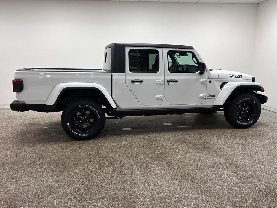 new 2024 Jeep Gladiator car, priced at $45,986