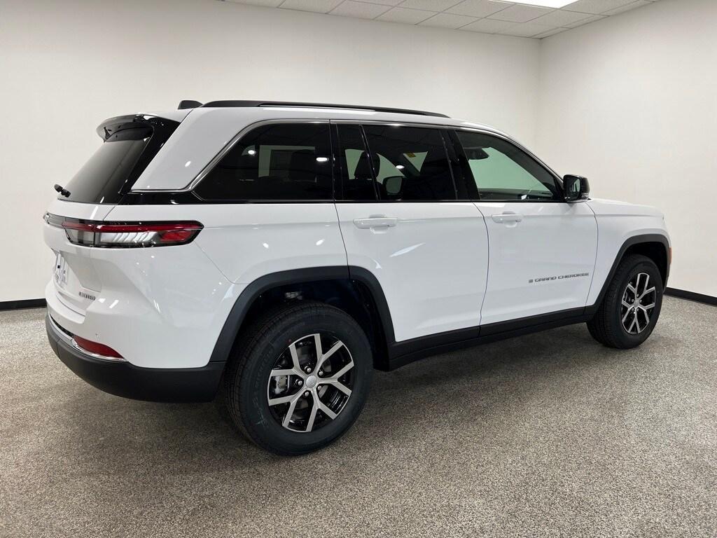 new 2025 Jeep Grand Cherokee car, priced at $44,105