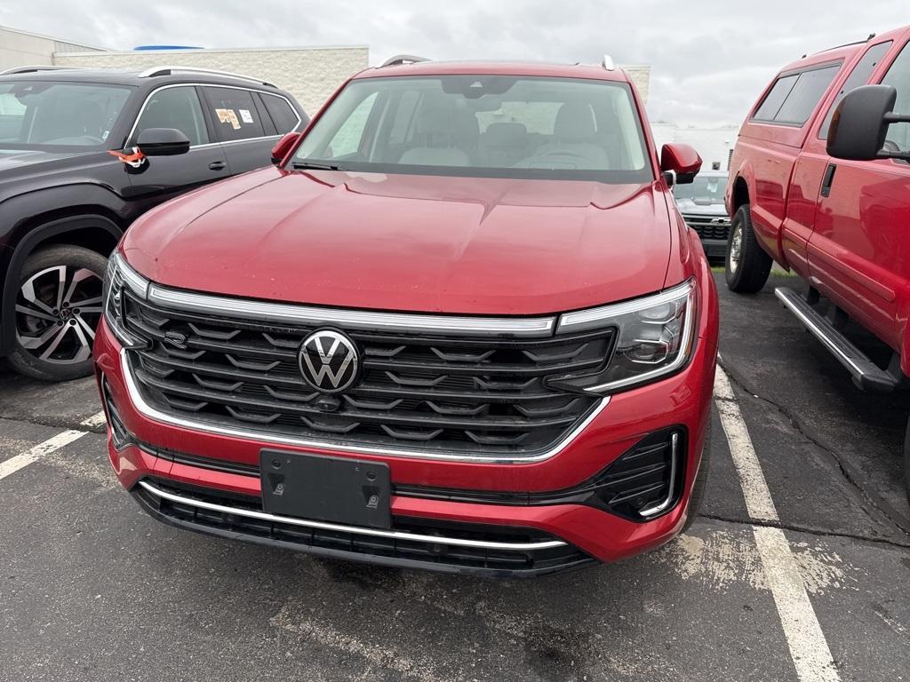 used 2024 Volkswagen Atlas car, priced at $44,950