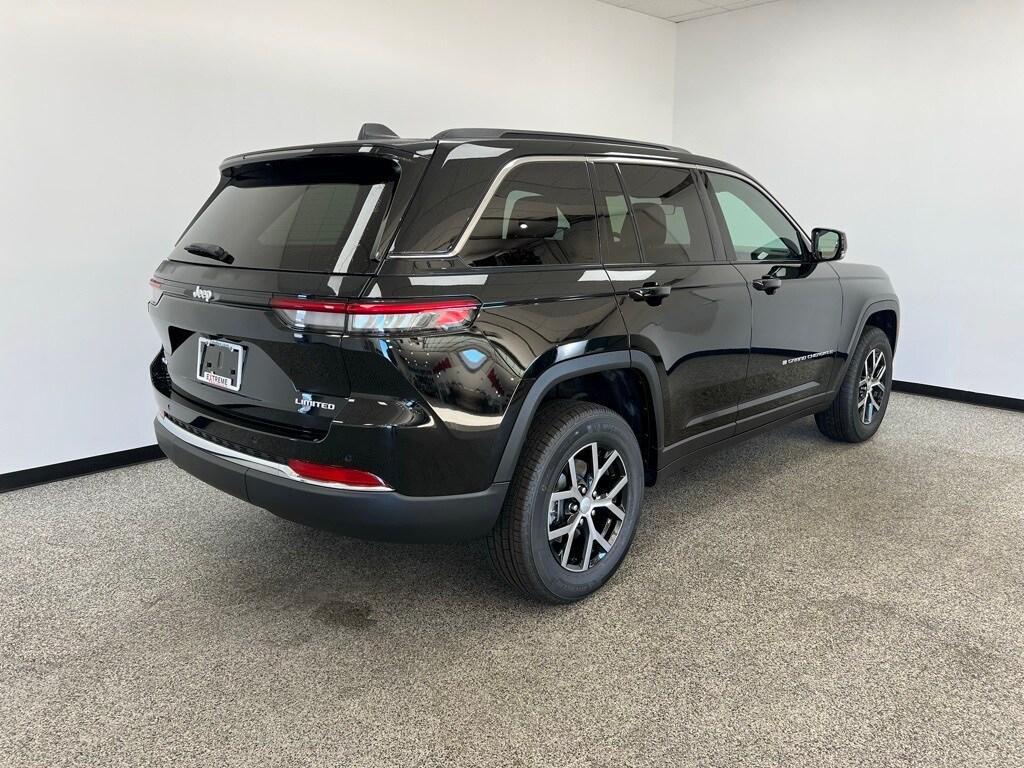 new 2025 Jeep Grand Cherokee car, priced at $42,431