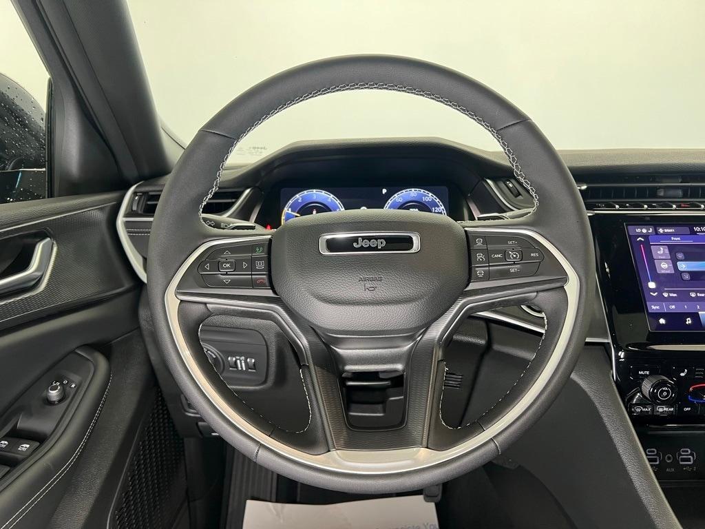 new 2025 Jeep Grand Cherokee L car, priced at $42,982