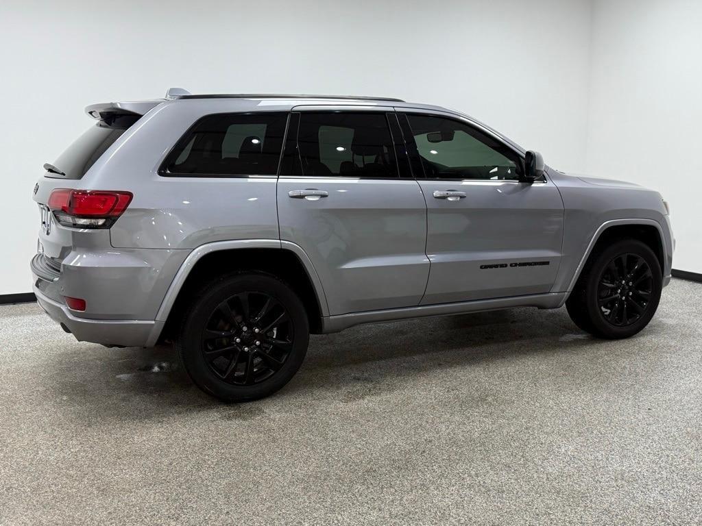 used 2020 Jeep Grand Cherokee car, priced at $22,400