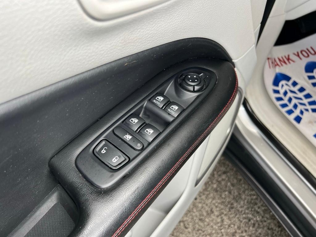 used 2019 Jeep Compass car, priced at $16,400