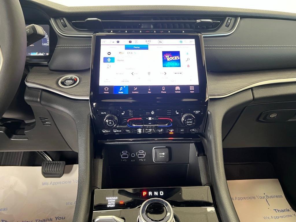 new 2025 Jeep Grand Cherokee L car, priced at $43,641