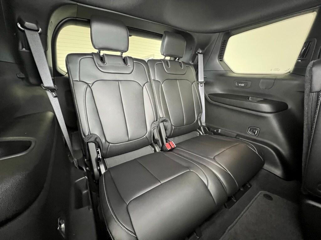 new 2025 Jeep Grand Cherokee L car, priced at $43,641