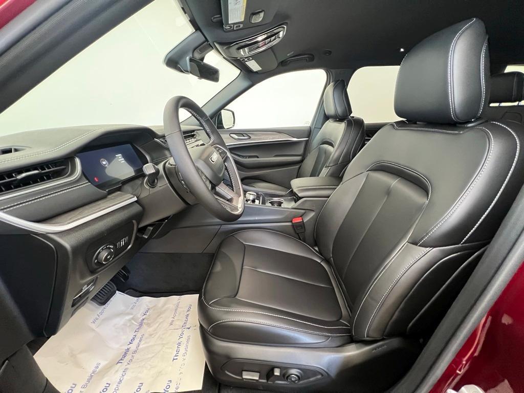 new 2025 Jeep Grand Cherokee L car, priced at $43,641
