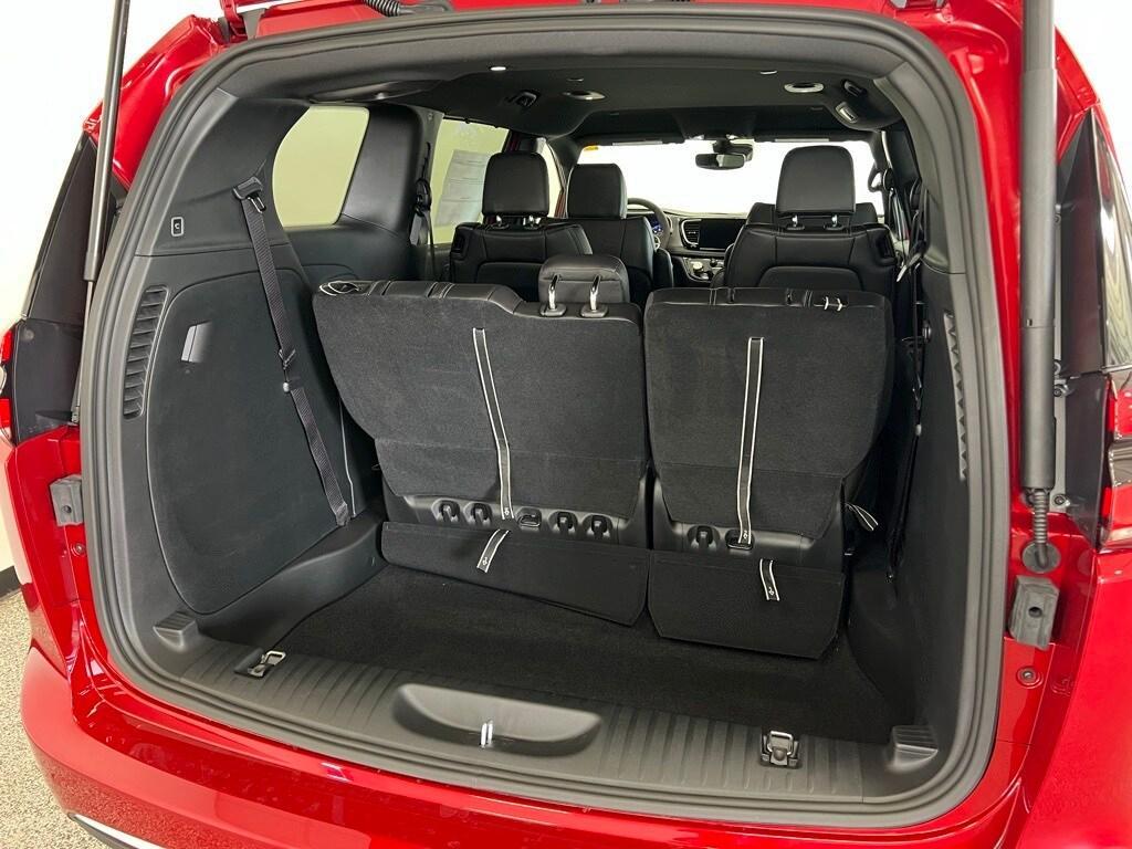 new 2025 Chrysler Pacifica car, priced at $40,719