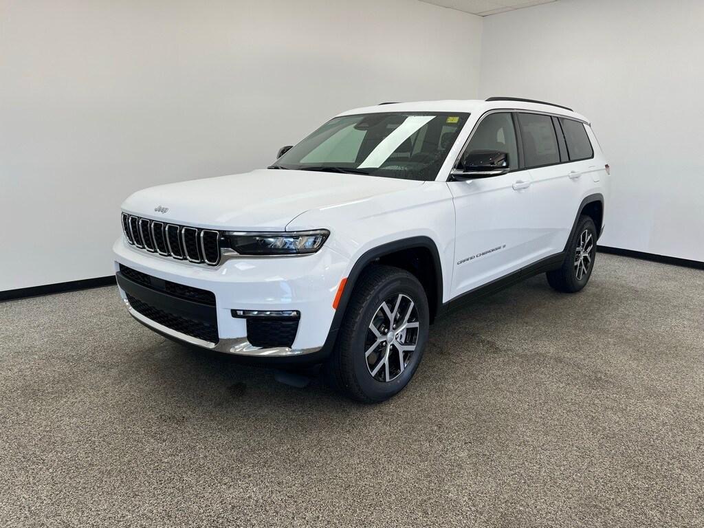new 2025 Jeep Grand Cherokee L car, priced at $43,605