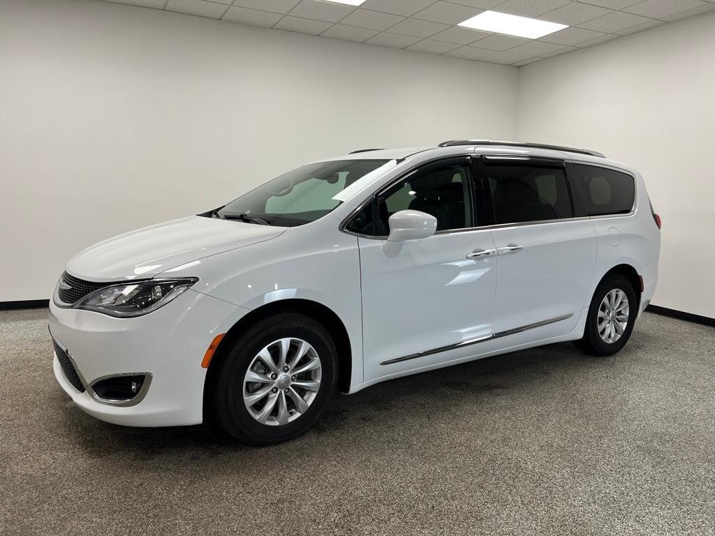 used 2019 Chrysler Pacifica car, priced at $16,200