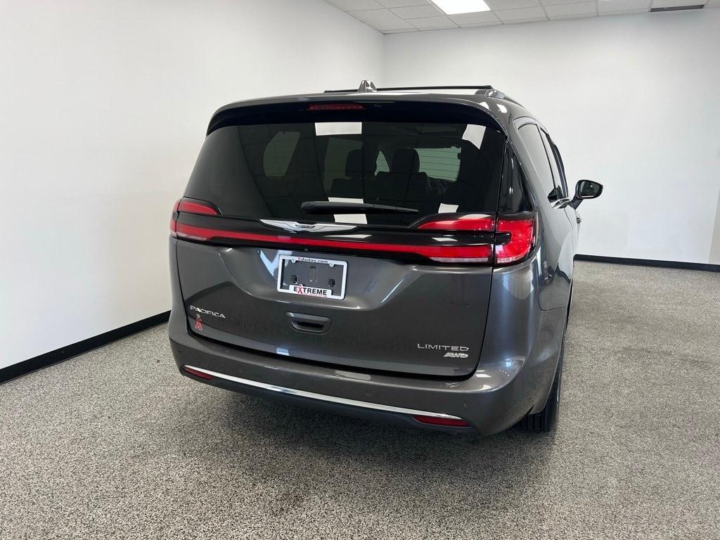 used 2021 Chrysler Pacifica car, priced at $25,902