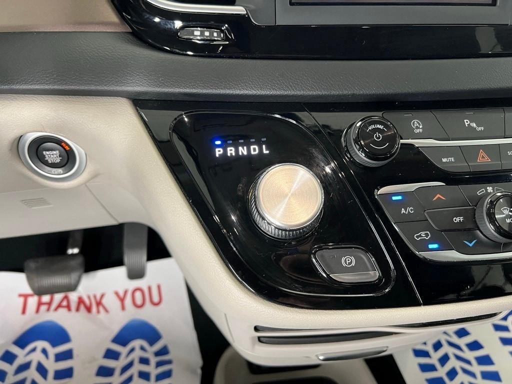 used 2019 Chrysler Pacifica car, priced at $17,576