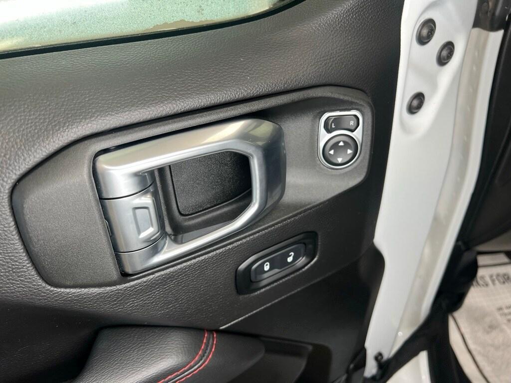 used 2022 Jeep Wrangler car, priced at $35,200