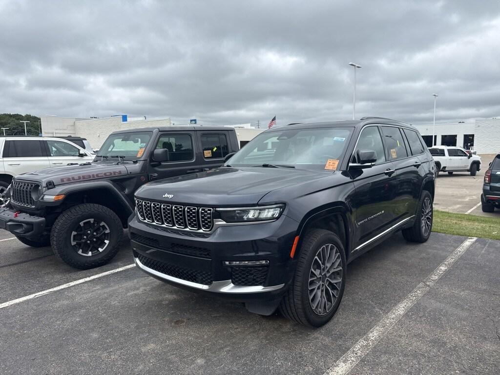 used 2024 Jeep Grand Cherokee L car, priced at $50,900