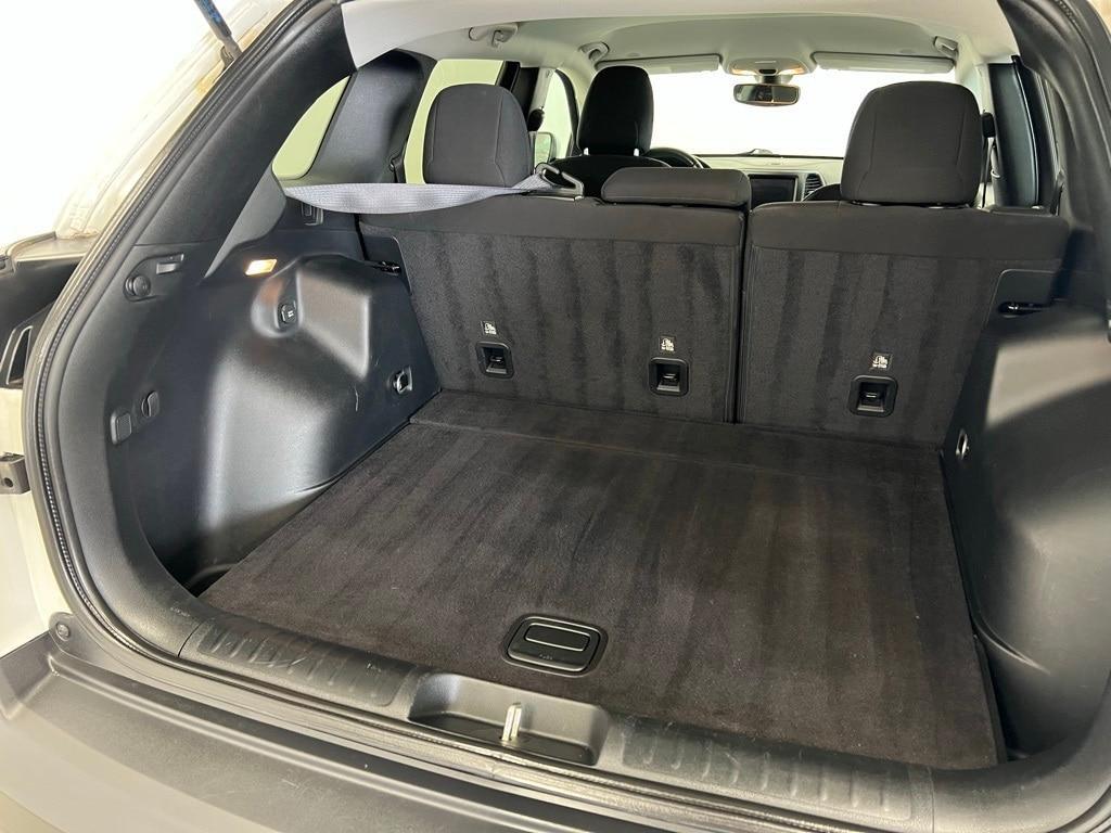 used 2020 Jeep Cherokee car, priced at $19,550