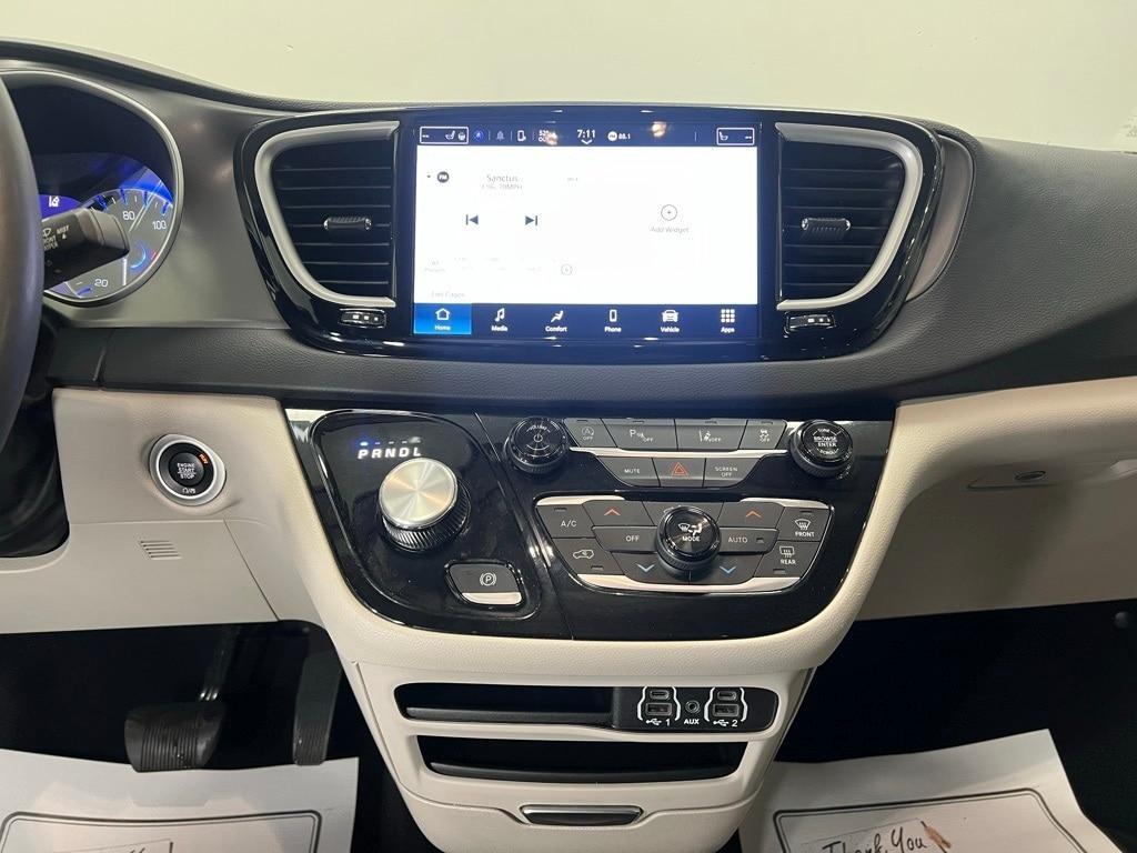 used 2023 Chrysler Pacifica car, priced at $26,400