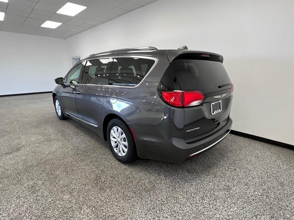 used 2018 Chrysler Pacifica car, priced at $14,900