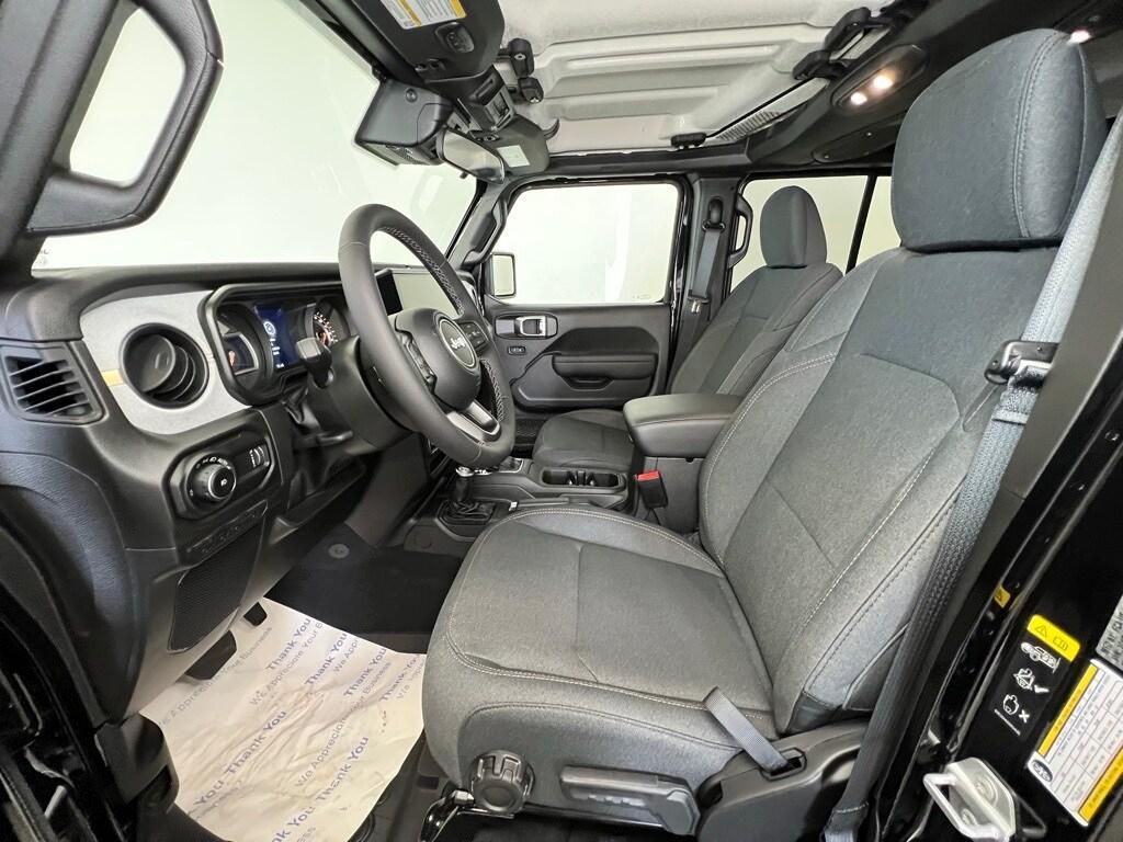 new 2025 Jeep Wrangler car, priced at $45,449