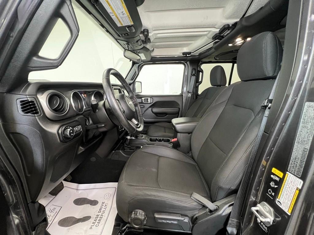 used 2022 Jeep Gladiator car, priced at $31,900