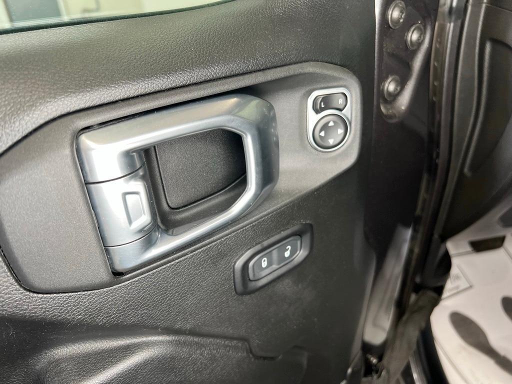 used 2022 Jeep Gladiator car, priced at $31,900