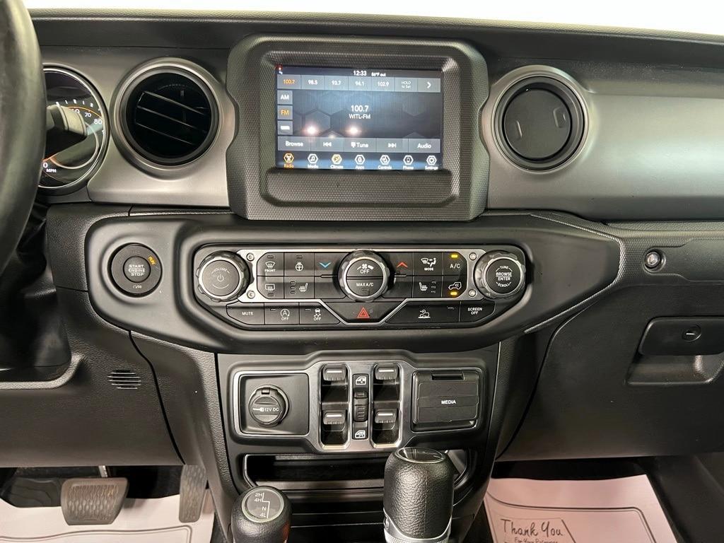 used 2022 Jeep Gladiator car, priced at $31,900