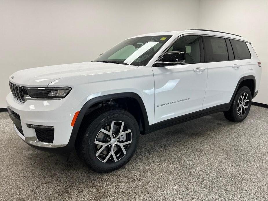 new 2025 Jeep Grand Cherokee L car, priced at $47,655