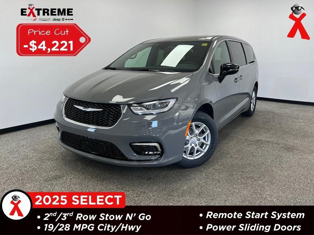 new 2025 Chrysler Pacifica car, priced at $40,719