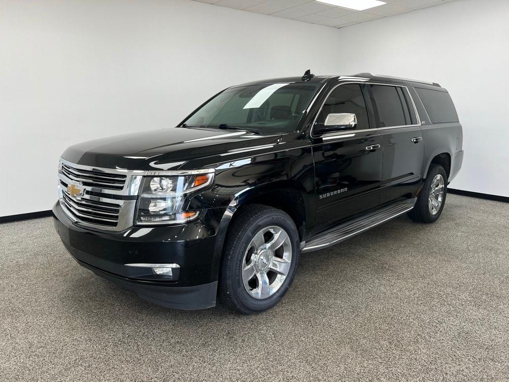 used 2015 Chevrolet Suburban car, priced at $11,900