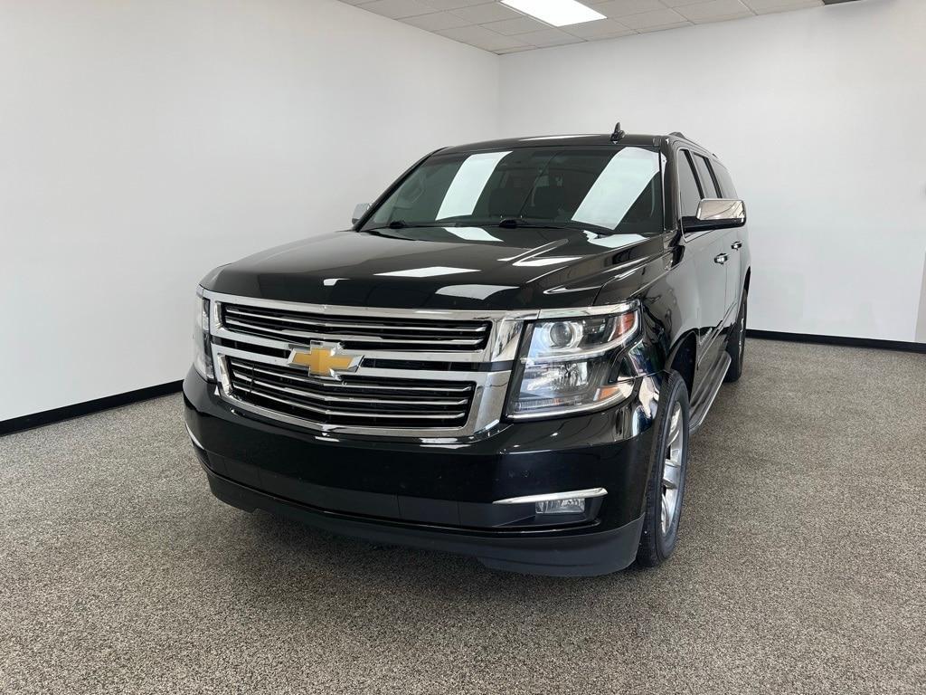used 2015 Chevrolet Suburban car, priced at $11,900