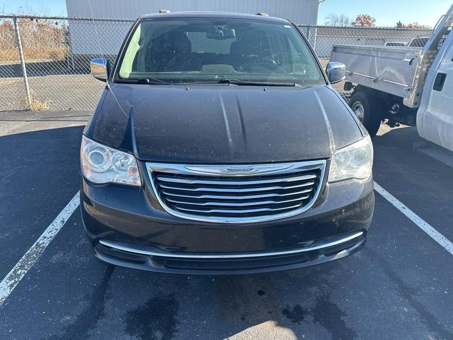 used 2015 Chrysler Town & Country car, priced at $8,800