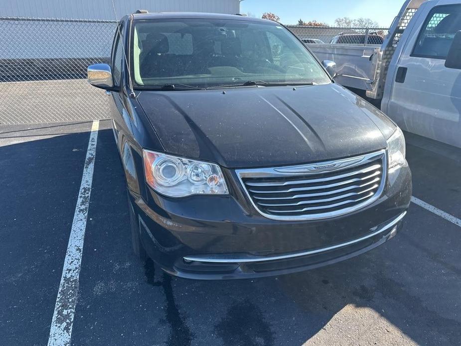 used 2015 Chrysler Town & Country car, priced at $8,800