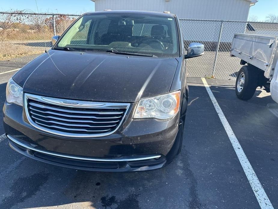 used 2015 Chrysler Town & Country car, priced at $8,800