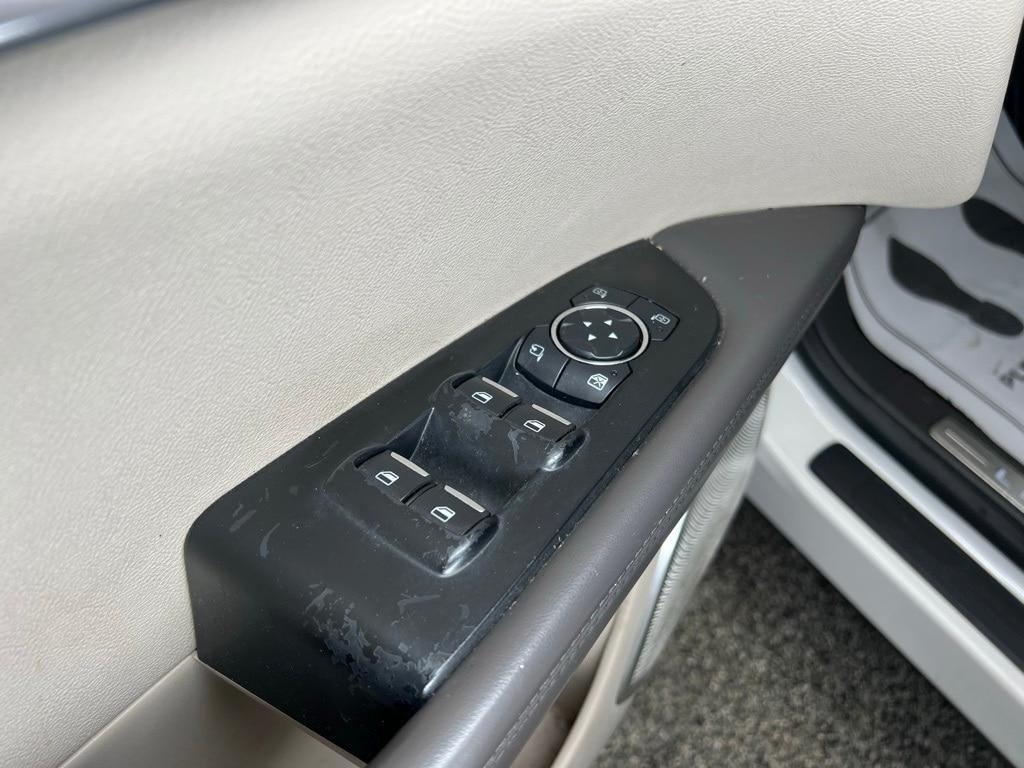 used 2016 Lincoln MKX car, priced at $16,400
